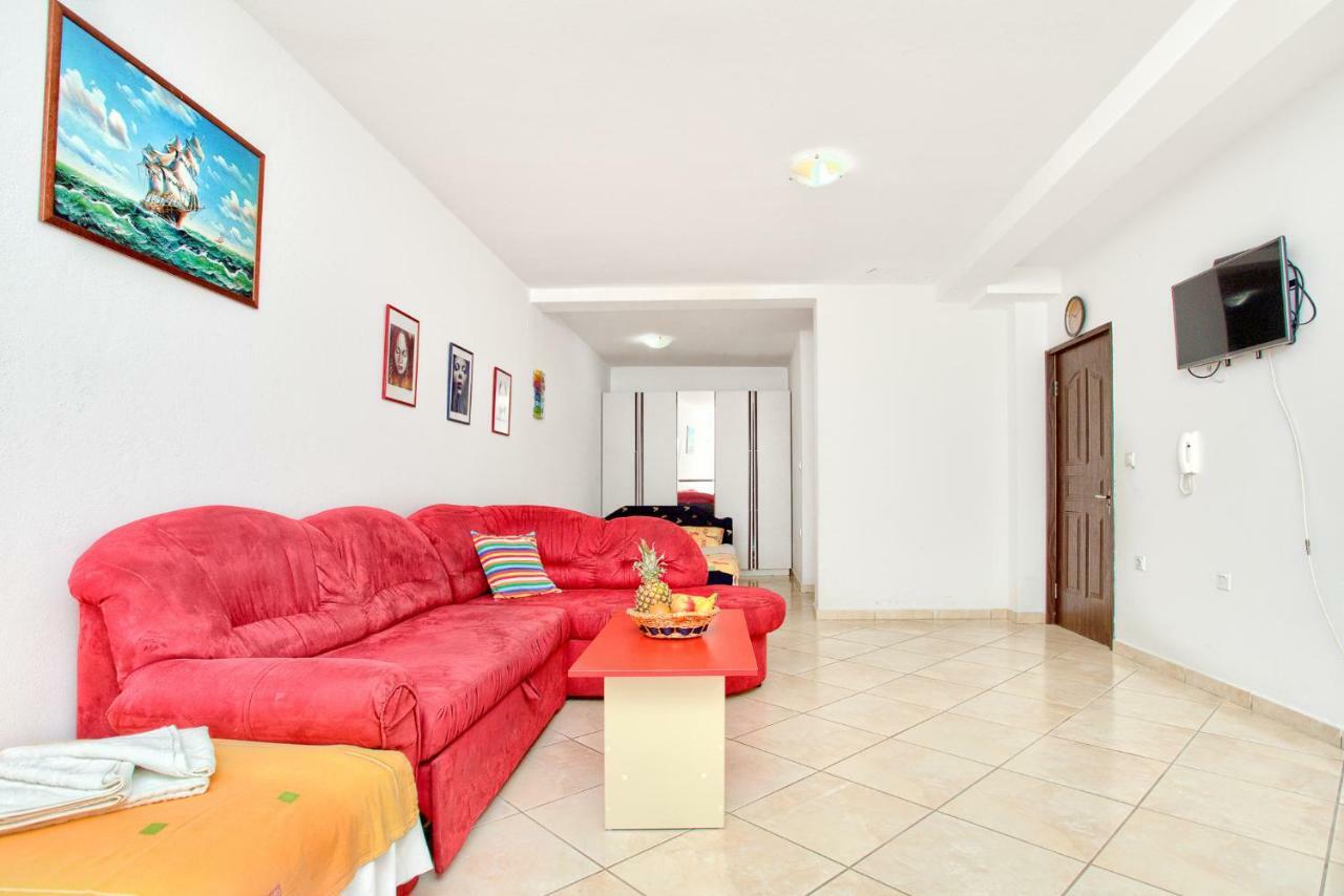 Apartments Porto Bjelila 티바트 외부 사진