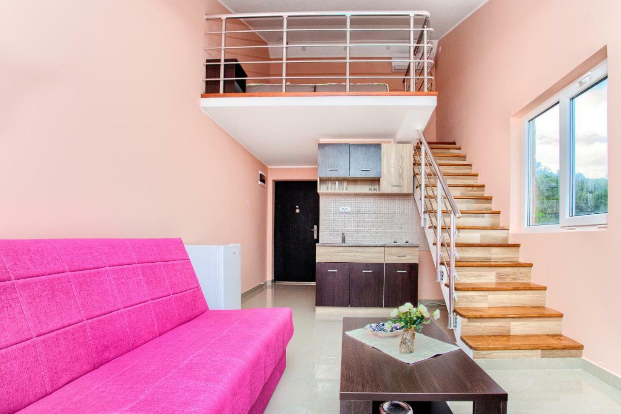 Apartments Porto Bjelila 티바트 외부 사진