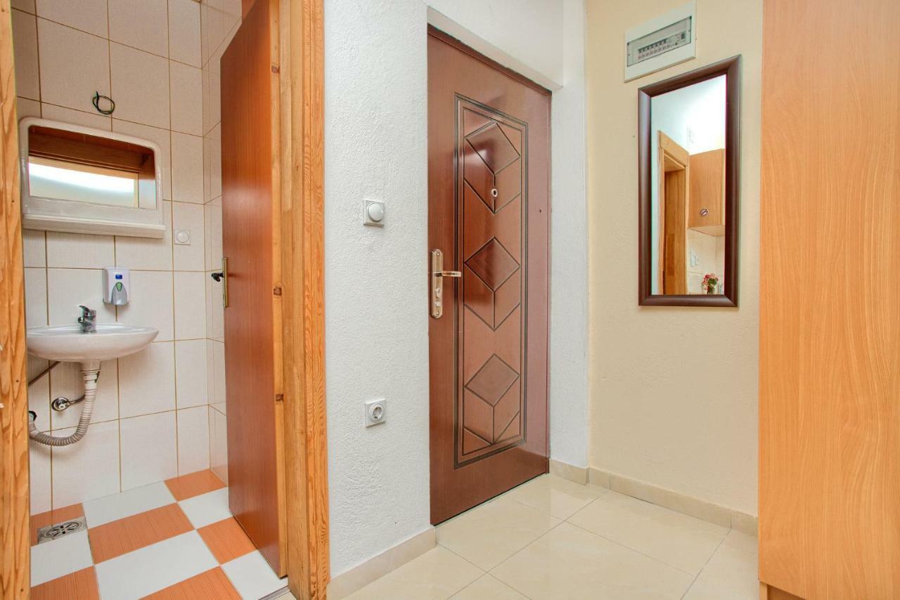 Apartments Porto Bjelila 티바트 외부 사진
