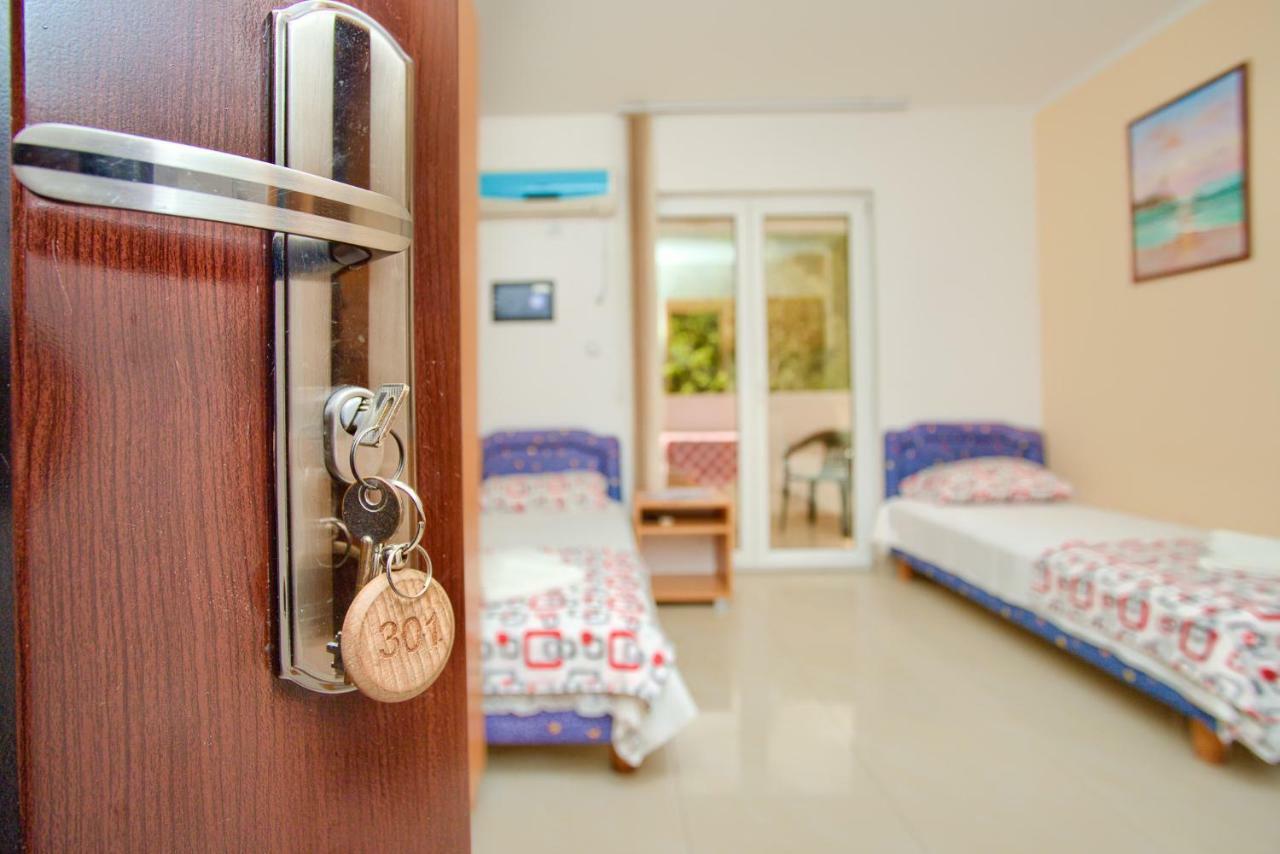 Apartments Porto Bjelila 티바트 외부 사진