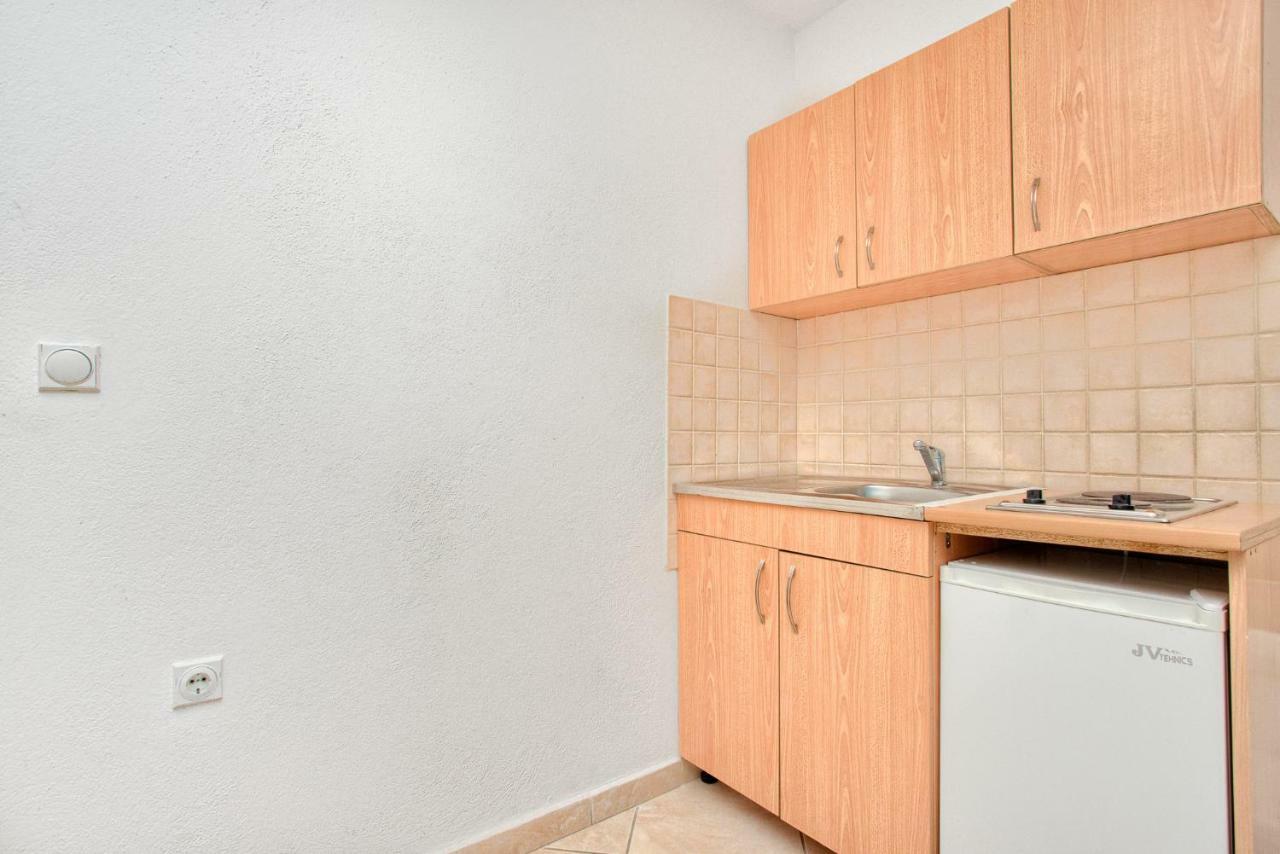 Apartments Porto Bjelila 티바트 외부 사진