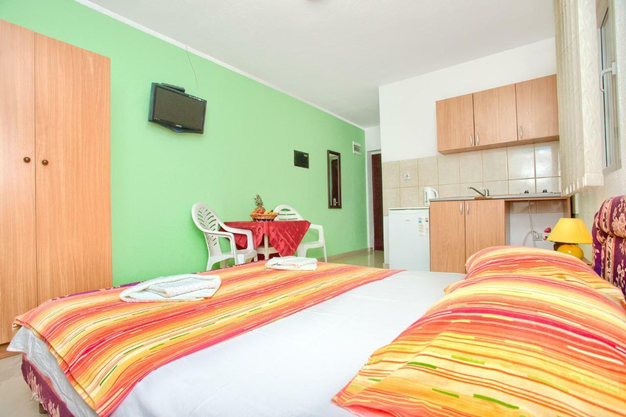Apartments Porto Bjelila 티바트 외부 사진