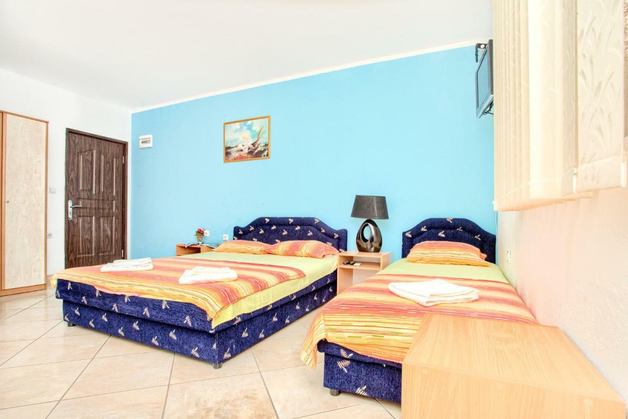 Apartments Porto Bjelila 티바트 외부 사진