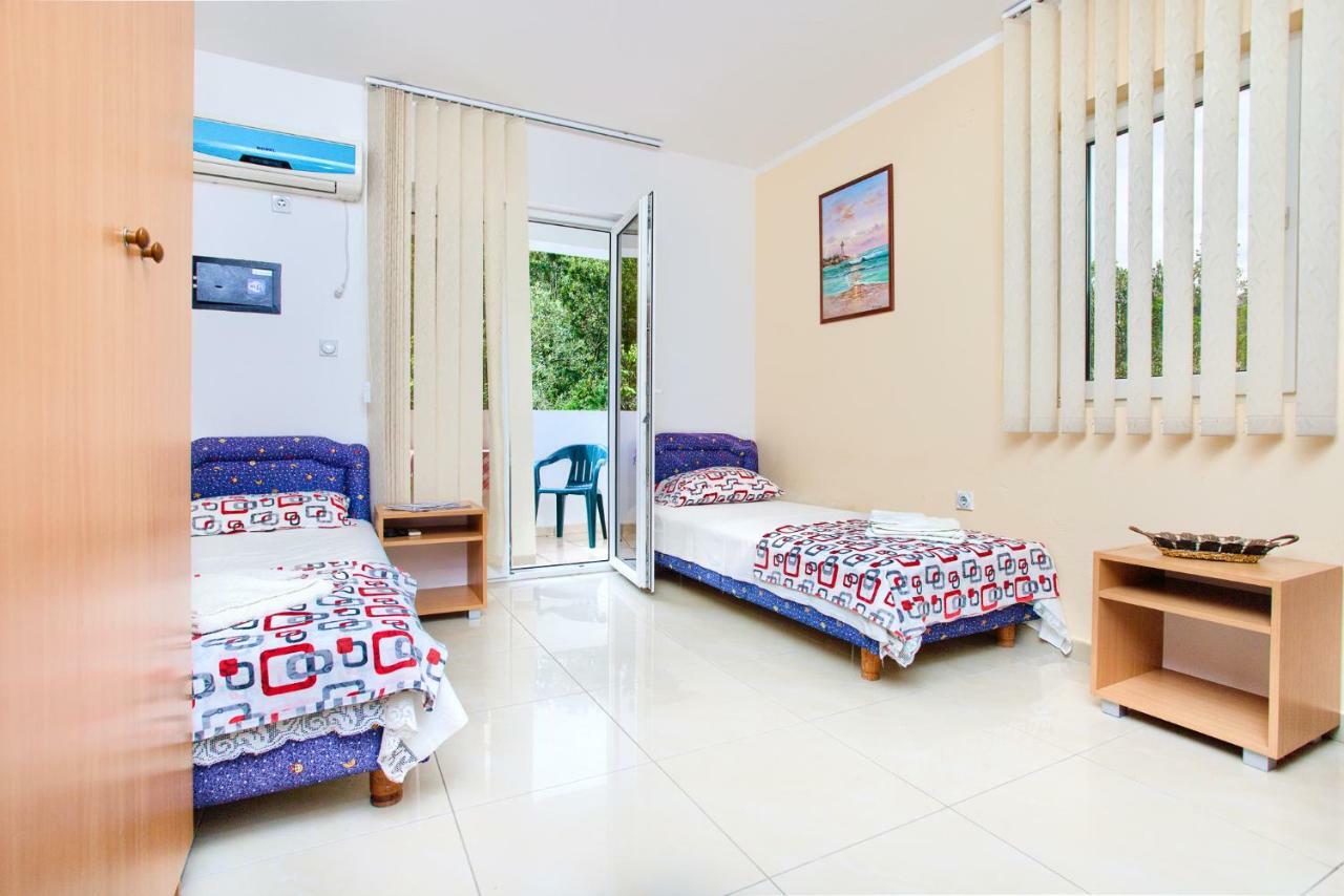Apartments Porto Bjelila 티바트 외부 사진