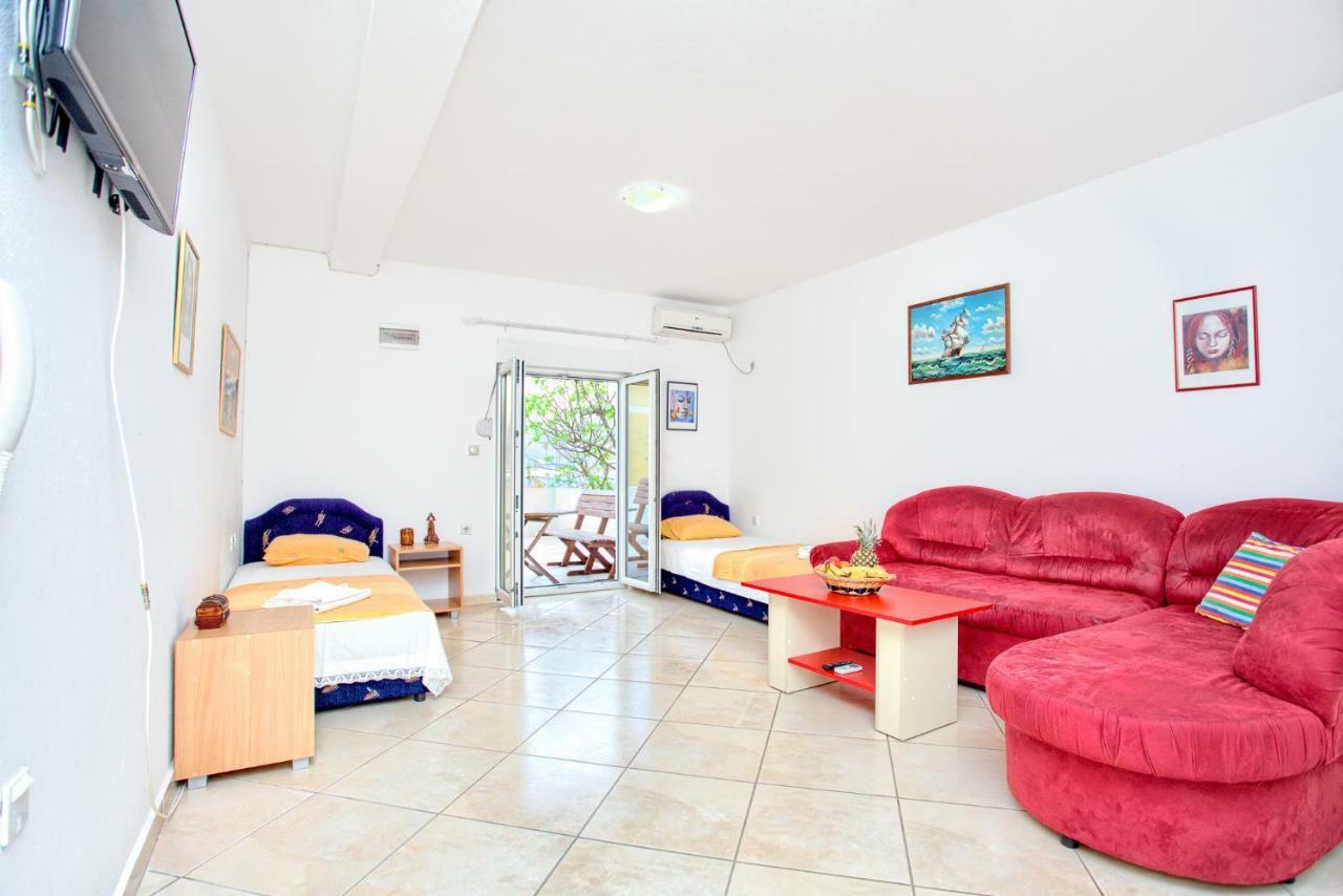 Apartments Porto Bjelila 티바트 외부 사진